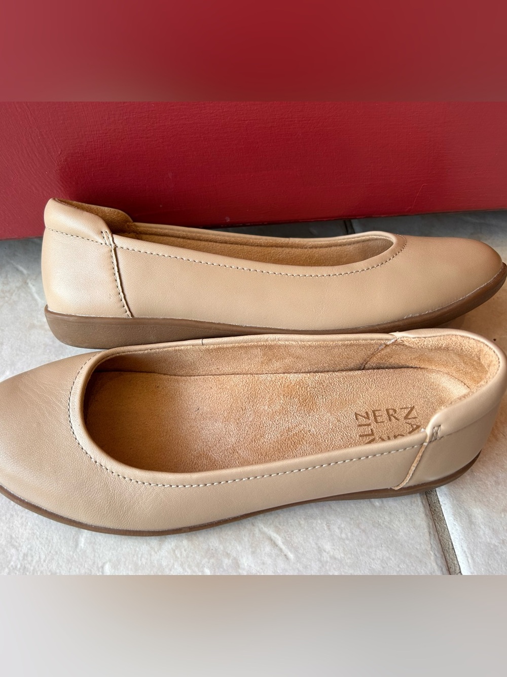 NWOT NATURALIZER “Flexy”s8 nude/Tan Leather Ballet Flats-Slip-On Comfort-MSRP$70 - Picture 6 of 9
